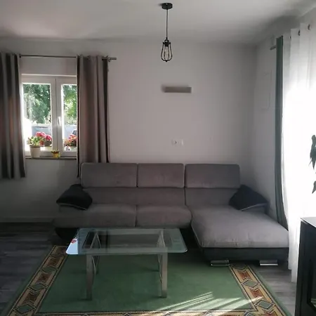 Nana * Biograd Na Moru