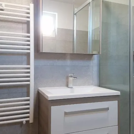 Nana Lejlighed Biograd Na Moru