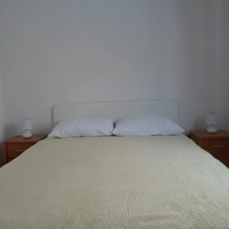 Nana * Biograd Na Moru