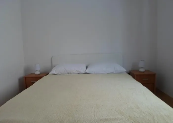 Nana * Biograd Na Moru